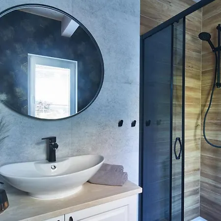 Sosnowomi - Caloroczne Na Wynajem