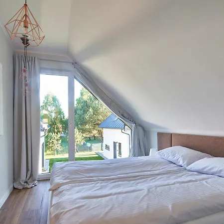 Sosnowomi - Caloroczne Na Wynajem * لوبيتاتو