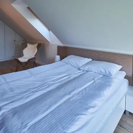 Sosnowomi - Caloroczne Na Wynajem بيت للعطل *