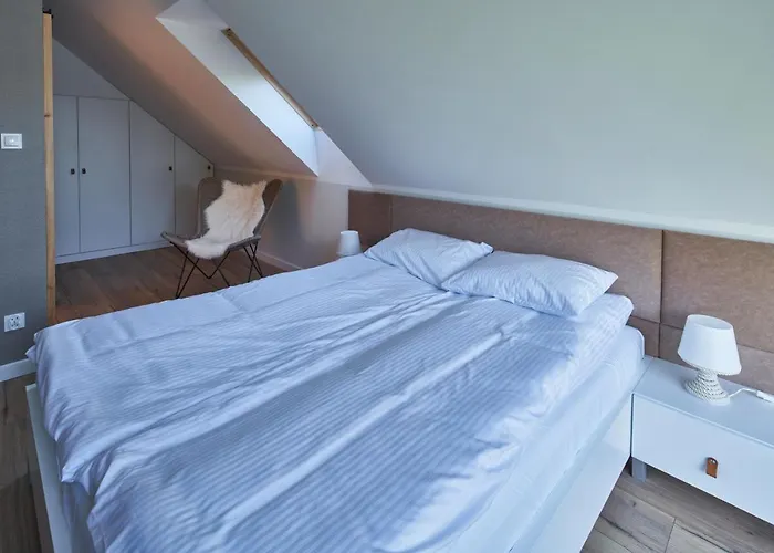 Sosnowomi - Caloroczne Na Wynajem Semesterbostad *